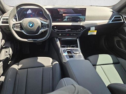 New 2026 BMW i4 eDrive40 w/ Parking Assistance Package RWD image 13