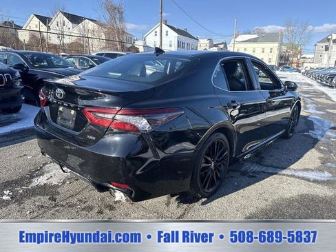 Used 2024 Toyota Camry XSE FWD image 6