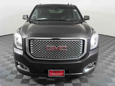 Used 2016 GMC Yukon Denali w/ Open Road Package AWD/4WD image 2