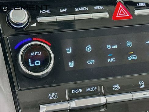 Used 2024 Hyundai Santa Fe Calligraphy AWD/4WD image 23