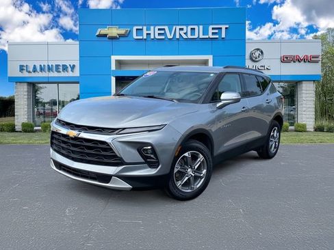 Used 2023 Chevrolet Blazer LT w/ LPO, Floor Liner Package FWD image 1