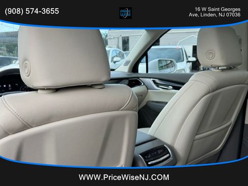 Used 2020 Cadillac XT6 Premium Luxury image 27