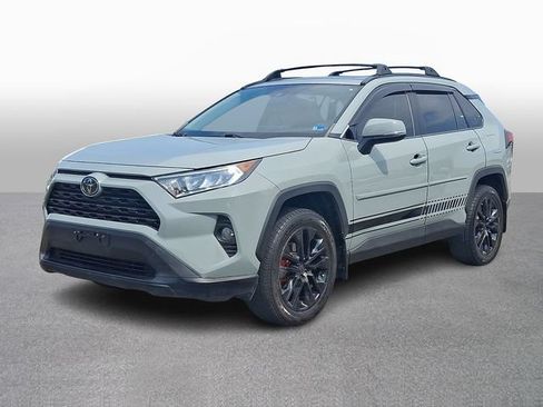 Used 2019 Toyota RAV4 XLE Premium w/ Cold Weather Package AWD/4WD image 1
