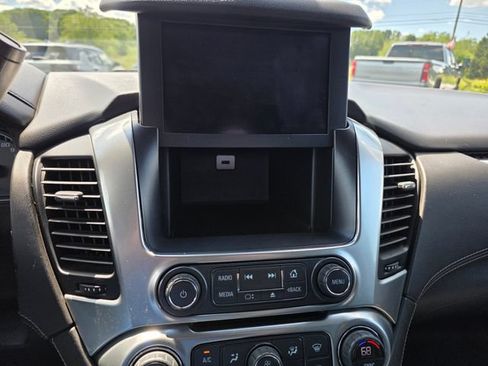 Used 2019 Chevrolet Tahoe LS AWD/4WD image 33