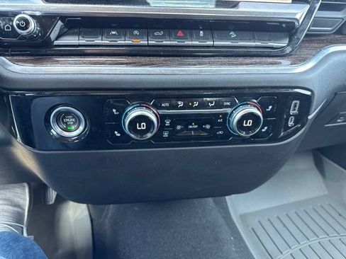 Used 2022 GMC Sierra 1500 SLE w/ X31 Off-Road Package AWD/4WD image 28