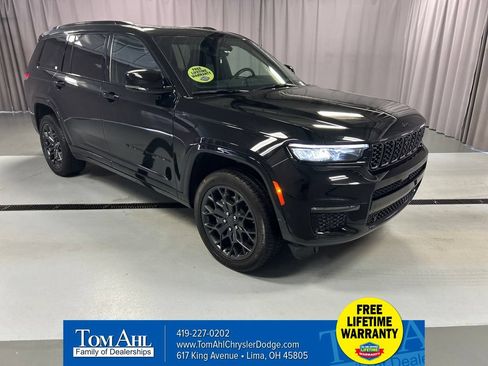 Used 2024 Jeep Grand Cherokee L Summit AWD/4WD image 1