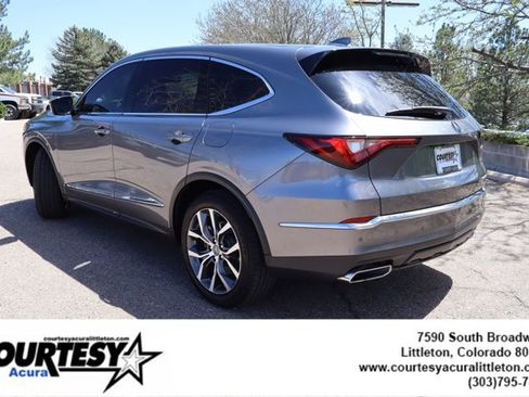 Used 2024 Acura MDX SH-AWD w/ Technology Package image 4