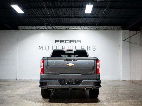 Used 2021 Chevrolet Silverado 1500 High Country image 11