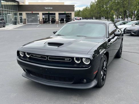 Used 2022 Dodge Challenger GT AWD/4WD image 2