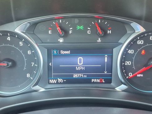 Used 2024 Chevrolet Equinox LT AWD/4WD image 11