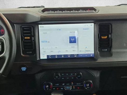 Used 2024 Ford Bronco Badlands AWD/4WD image 15