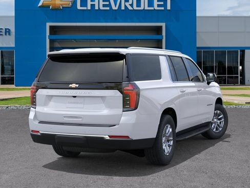 New 2026 Chevrolet Suburban LS RWD image 4