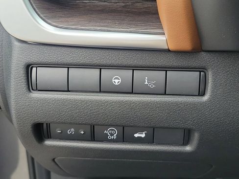 New 2026 Nissan Rogue Platinum image 24