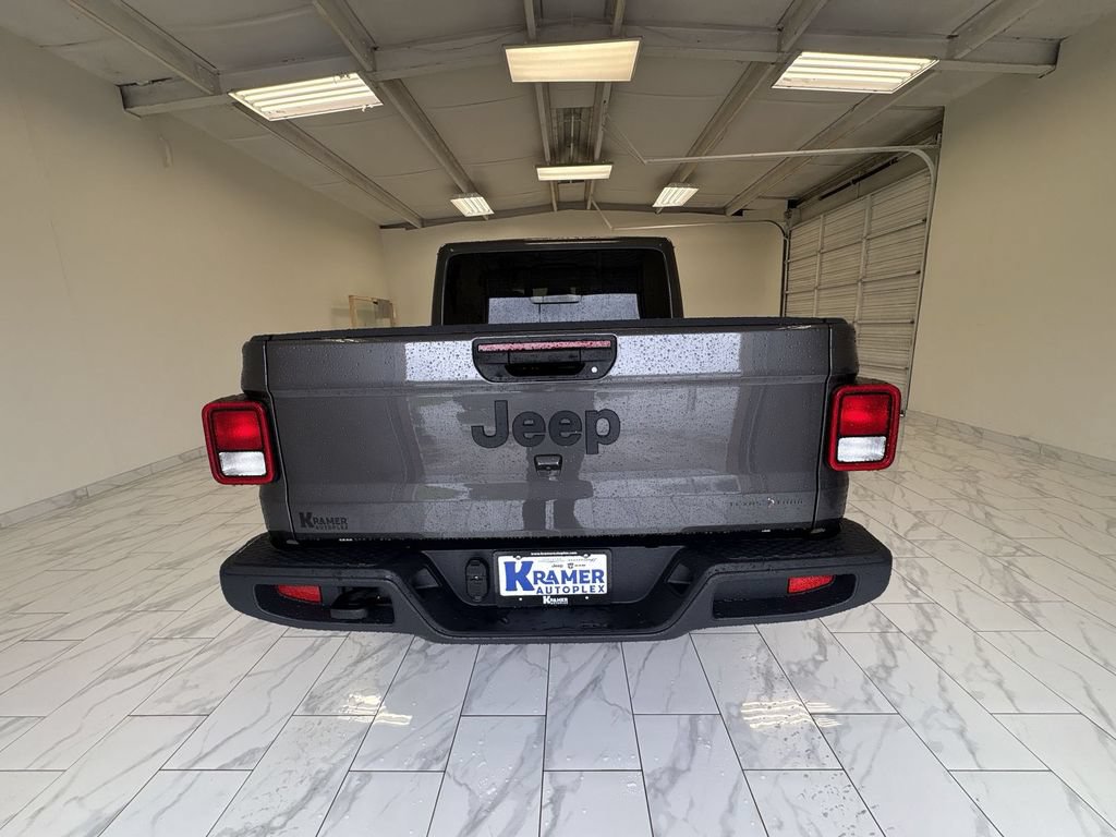 New 2026 Jeep Gladiator Sport AWD/4WD image 7