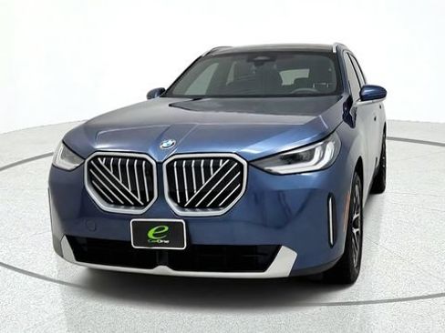 Used 2026 BMW X3 xDrive30i w/ Premium Package AWD/4WD image 3