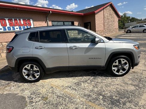 Used 2021 Jeep Compass Limited FWD image 9