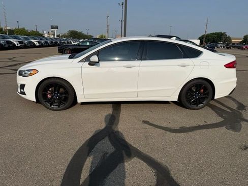 Certified 2020 Ford Fusion SE w/ Equipment Group 151A FWD image 7