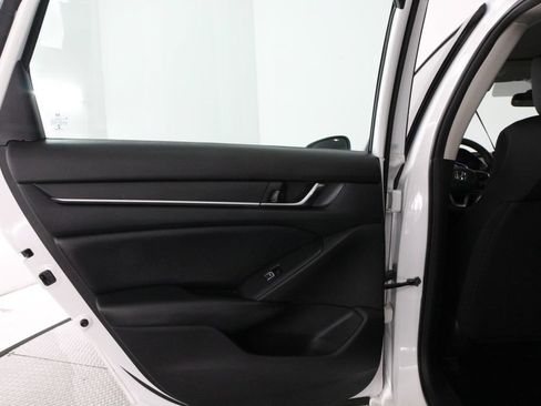 Used 2022 Honda Accord Hybrid image 38