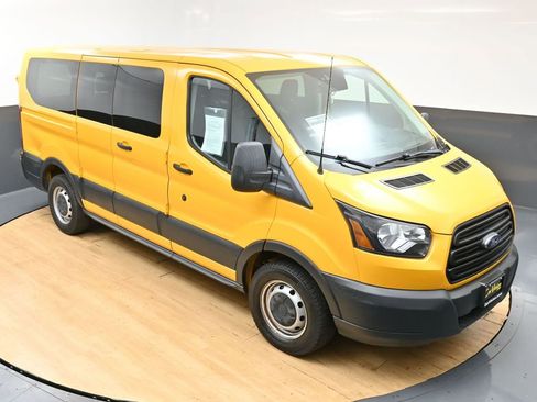 Used 2018 Ford Transit 150 XL RWD image 36