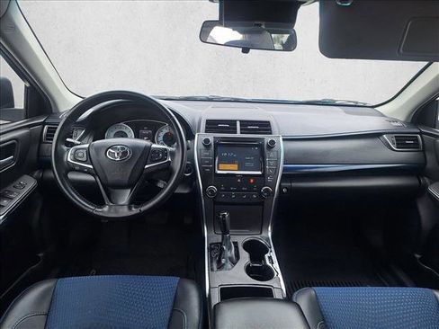 Used 2016 Toyota Camry SE FWD image 15