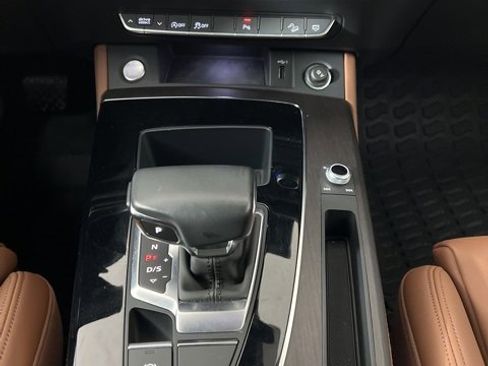 Certified 2022 Audi Q5 2.0T Premium Plus image 26