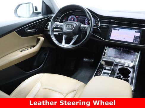 Used 2019 Audi Q8 Premium w/ Convenience Package image 33