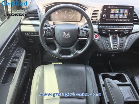 Certified 2025 Honda Odyssey EX-L image 12