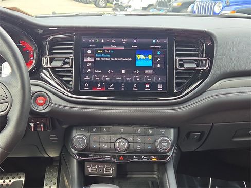 Used 2023 Dodge Durango SRT Hellcat image 19