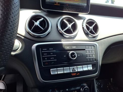 Used 2020 Mercedes-Benz GLA 250 image 17