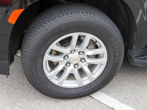 Used 2024 Chevrolet Tahoe LT AWD/4WD image 25