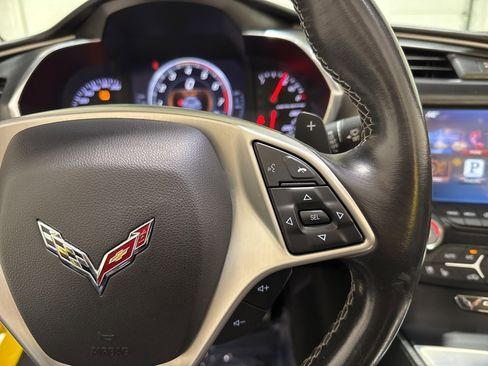 Used 2014 Chevrolet Corvette Stingray Convertible w/ 2LT Preferred Equipment Group image 30