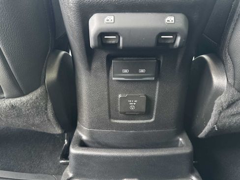 Used 2021 Jeep Wrangler Unlimited Sahara AWD/4WD image 33