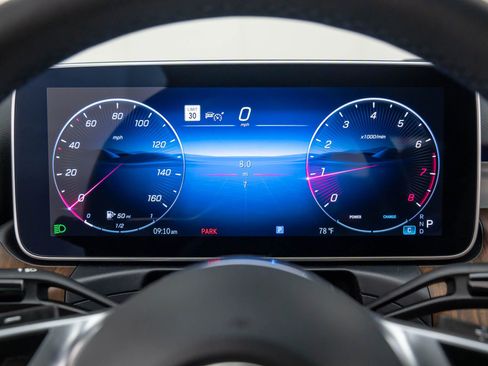 New 2026 Mercedes-Benz CLE 300 4MATIC Coupe image 24