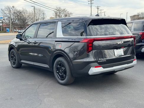 New 2026 Kia Carnival image 5