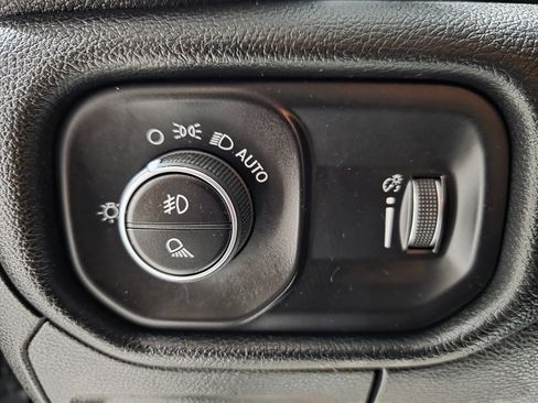 Used 2020 RAM 1500 Big Horn image 41