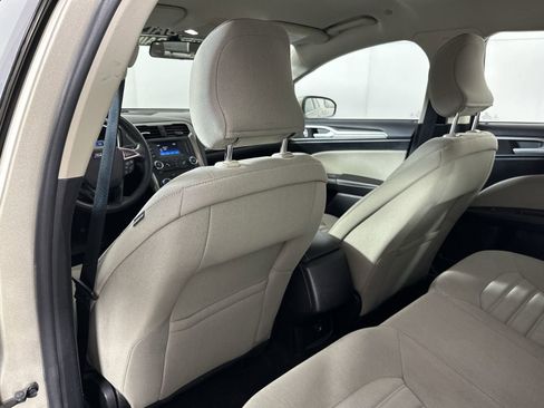 Used 2018 Ford Fusion S image 28