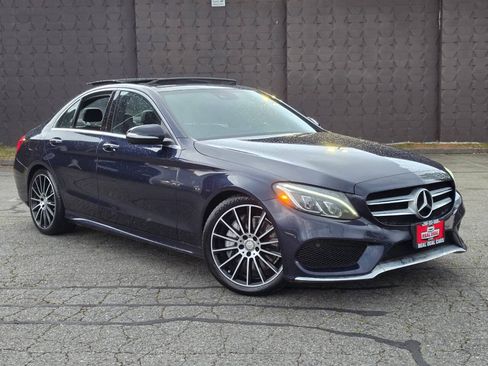 Used 2015 Mercedes-Benz C 300 Sedan image 3