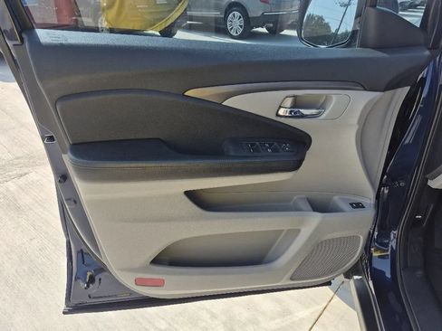 Used 2016 Honda Pilot EX-L image 11
