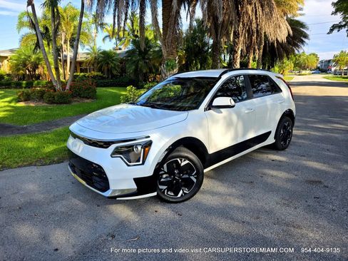 Used 2024 Kia Niro Wind FWD image 5