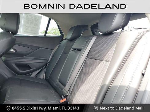 Used 2022 Buick Encore Preferred w/ Safety Package image 12