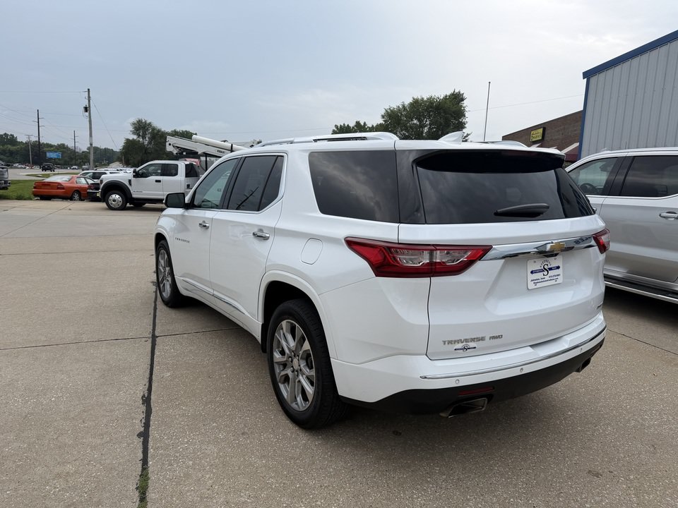 Used 2019 Chevrolet Traverse Premier w/ LPO, Floor Liner Package AWD/4WD image 6