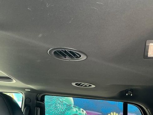 Used 2017 Lincoln Navigator Reserve image 25