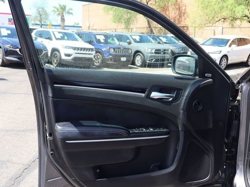 Used 2022 Chrysler 300 S image 36