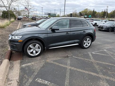 Used 2018 Audi Q5 2.0T Premium Plus w/ Premium Plus Package AWD/4WD image 1