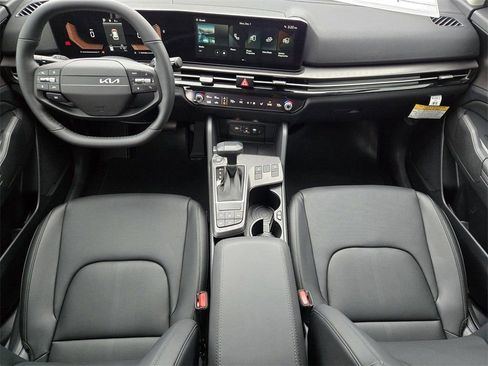 New 2026 Kia Sportage EX FWD image 20