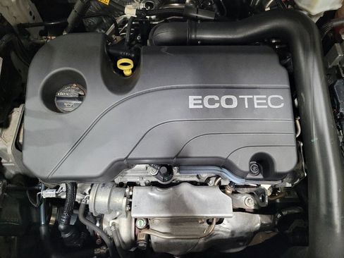 Used 2022 GMC Terrain SLE w/ Driver Convenience Package image 30