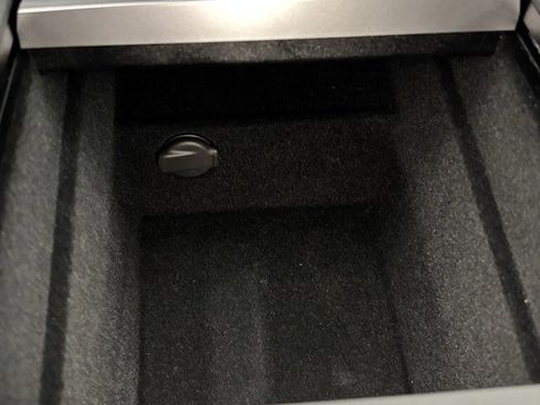 Used 2025 Tesla Model 3 Long Range image 29