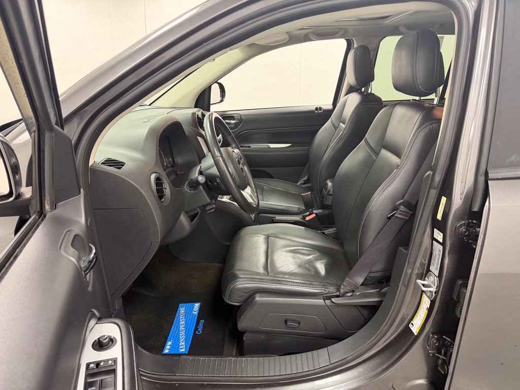 Used 2016 Jeep Compass High Altitude FWD image 18
