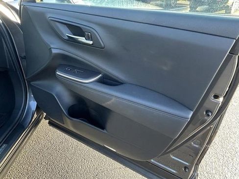 Used 2023 Toyota Crown XLE image 22