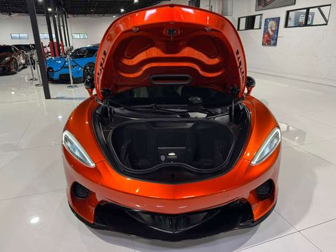 Used 2020 McLaren GT image 39